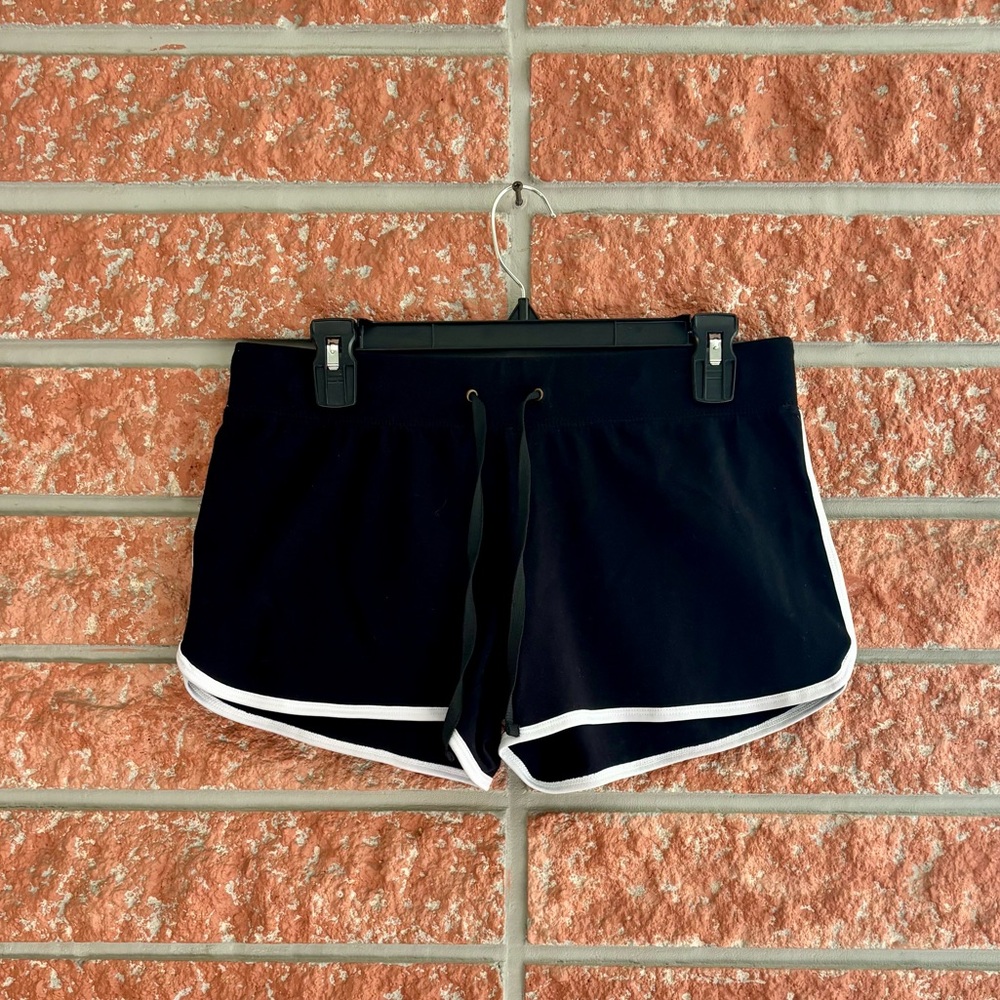 Athletic shorts